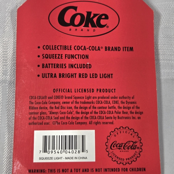 Coca Cola Red Flashlight Key Chain - Picture 3 of 3